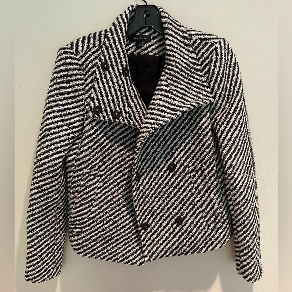 Ann Taylor Peacoat Black and White Size XS